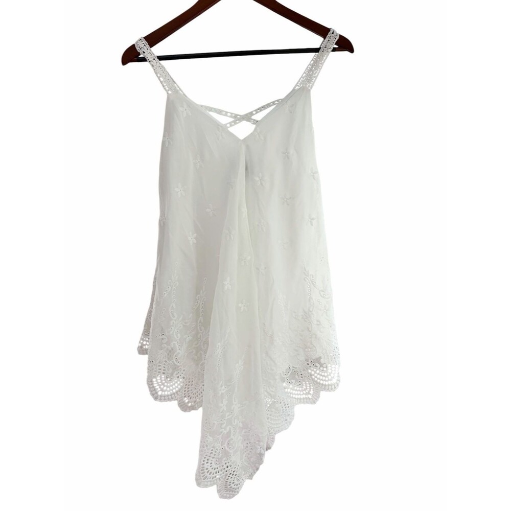 Suzanne Betro White Eyelet Embroidered Handkerchief Hem Tank Large
